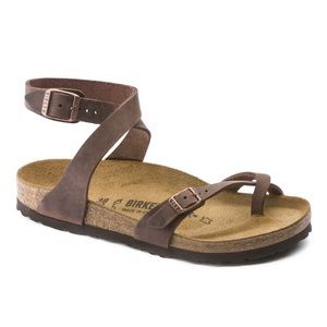 Birkenstock NEVER WORN Yara oiled leather sandals